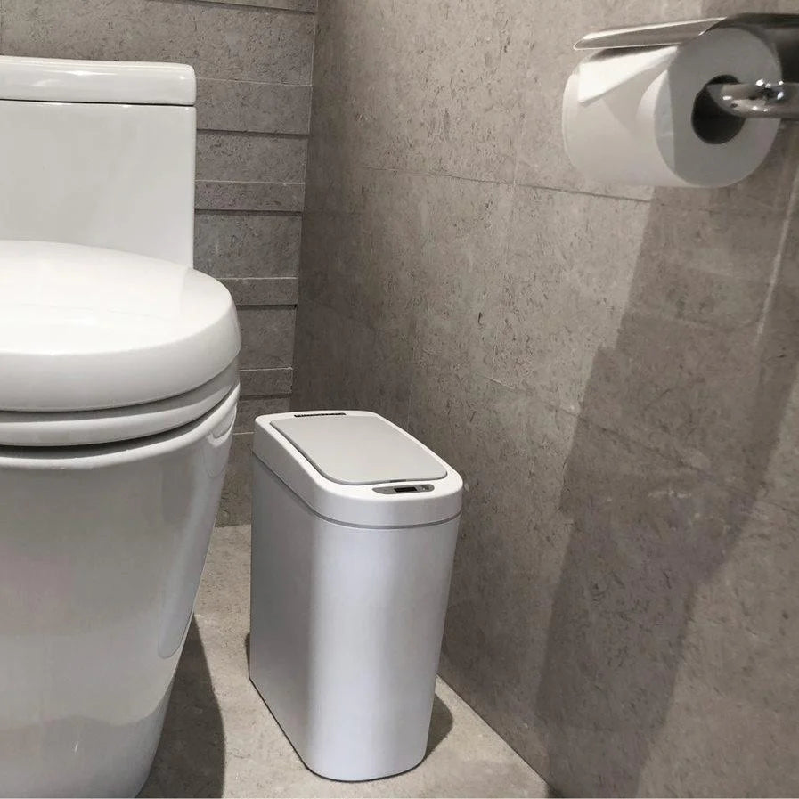 Nine Stars White Plastic 1.8-gal Motion Sensor Trash Can