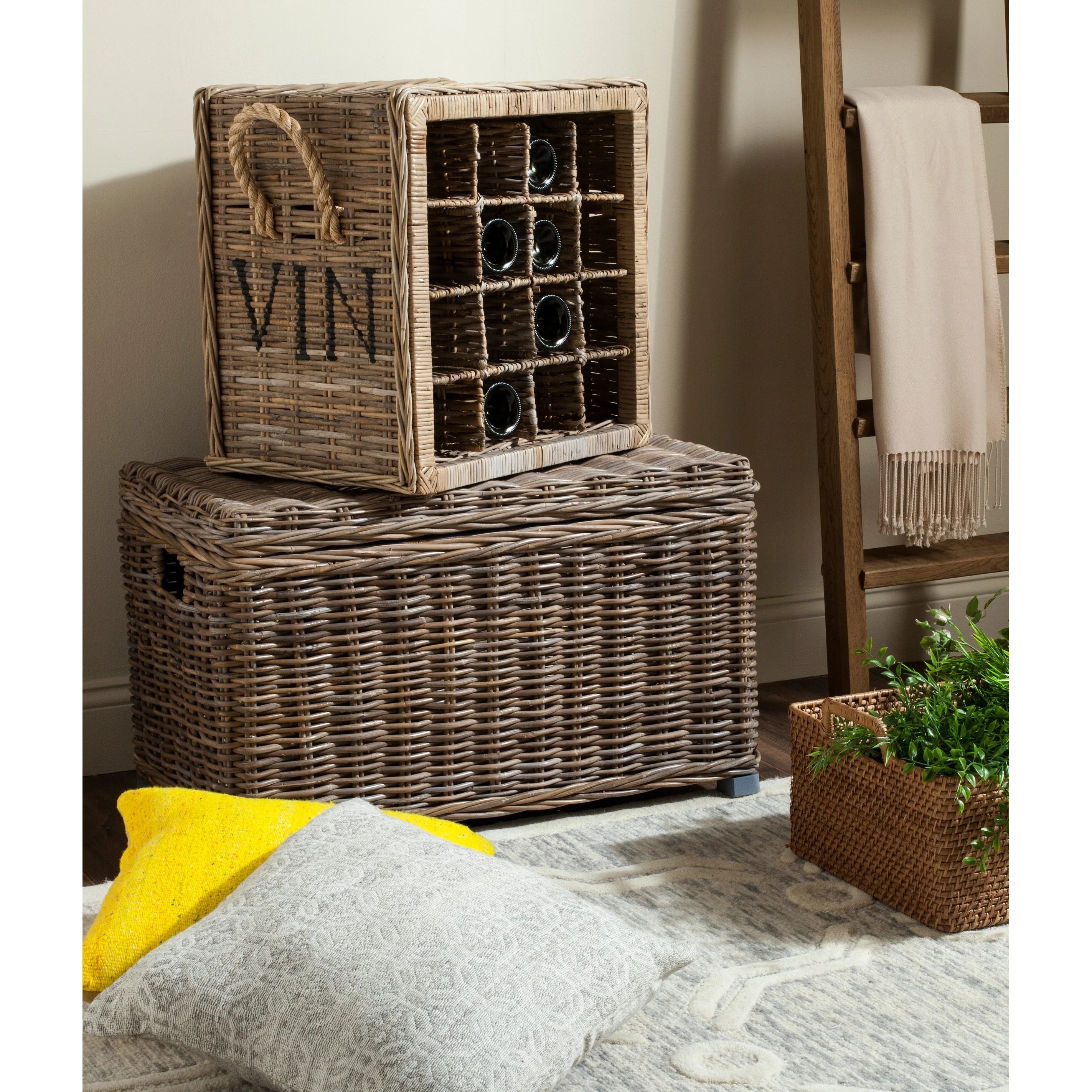 SAFAVIEH Kikuko Natural 16-Bottle Wicker Storage Wine Rack - 20Wx14Dx20H